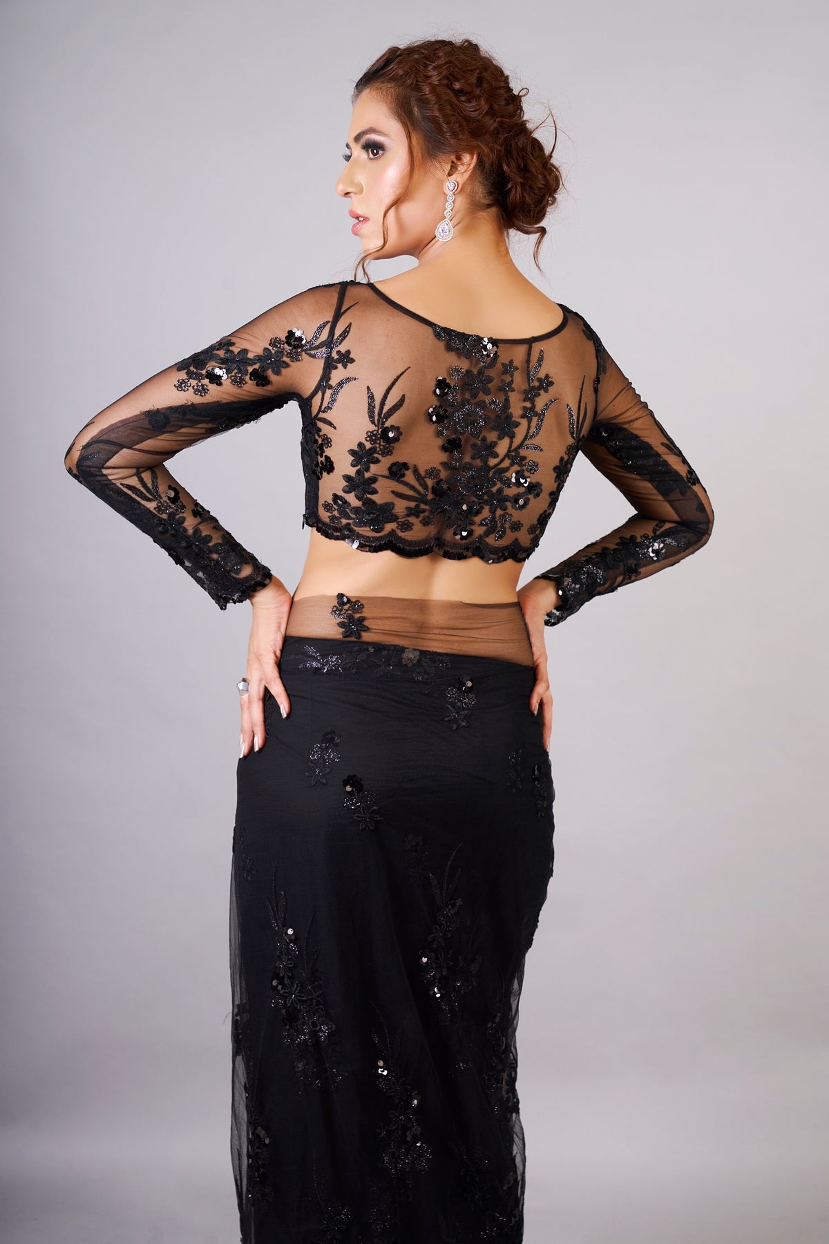 Soot Huda black Saree